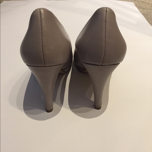Franco Sarto Gray Leather Heels - Picture 4 of 5